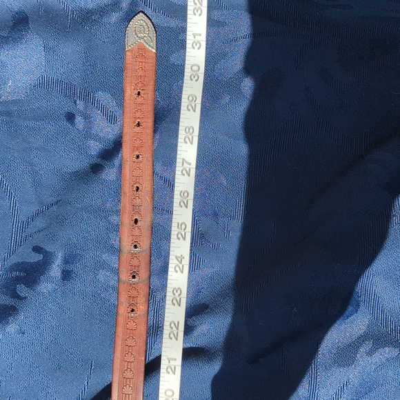 Vintage Belt - Picture 4 of 12